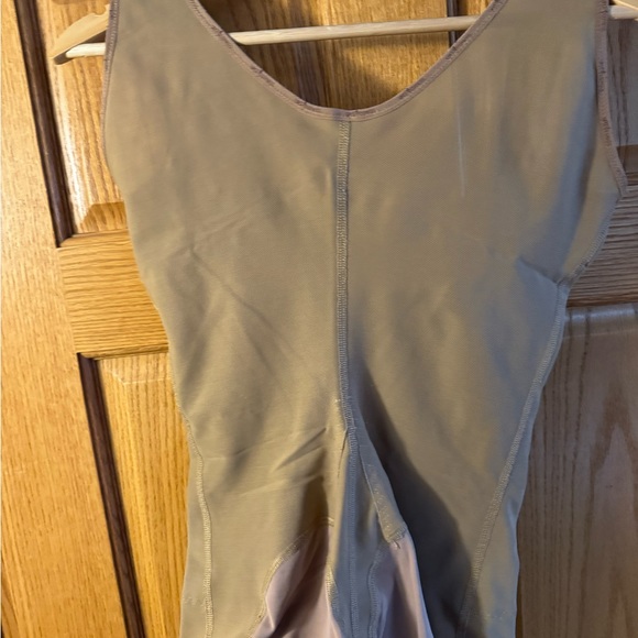 Faja - Picture 3 of 4